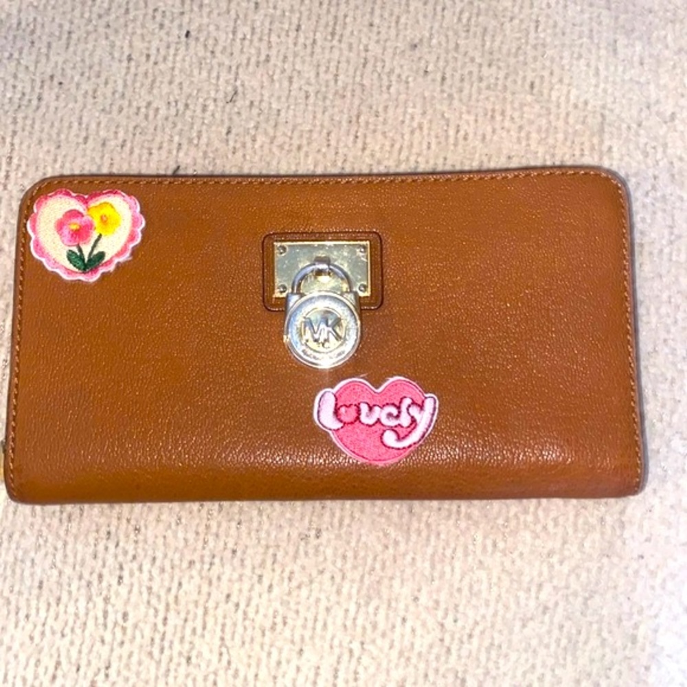 EUC 💥Michael KORS Brown Long Wallet